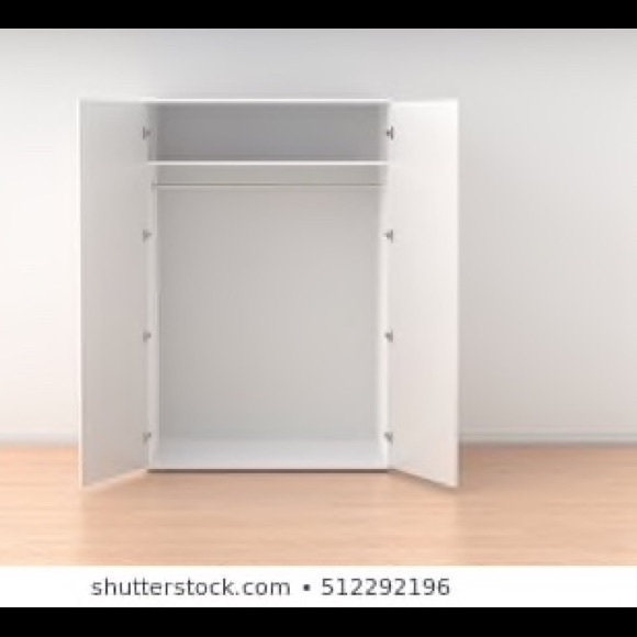 emptycloset311